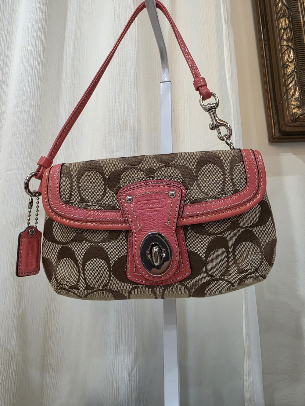 vintage Coach Legacy Signature jacquard turnlock wristlet in brown and pink. - Picture 7 of 10